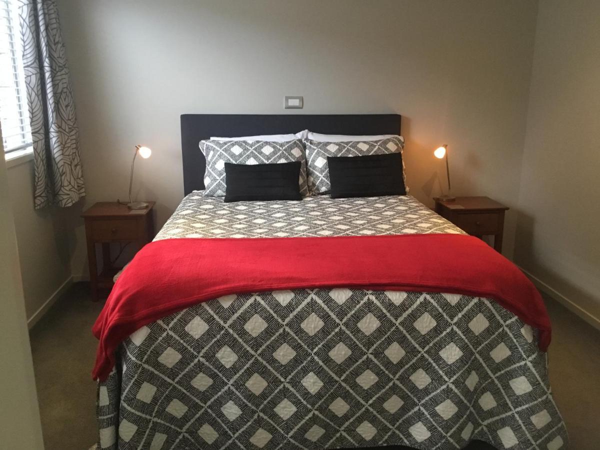 Bay Breeze Accommodation Cooks Beach Экстерьер фото